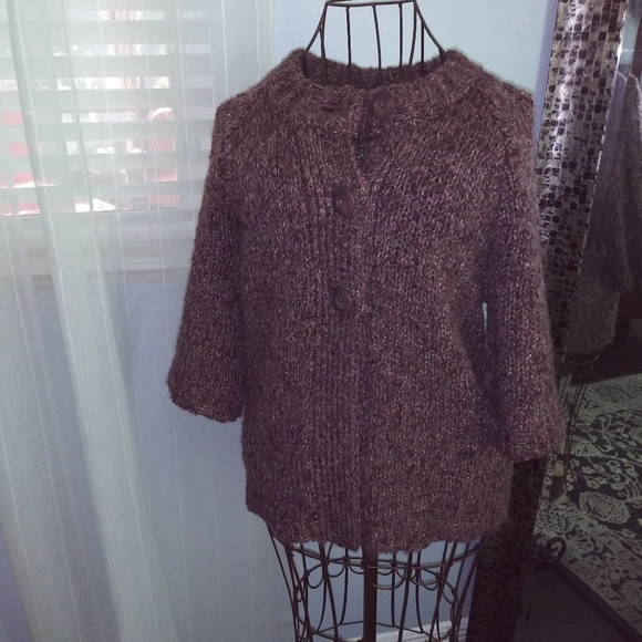 Chico's sweater size 1 - Picture 2 of 3